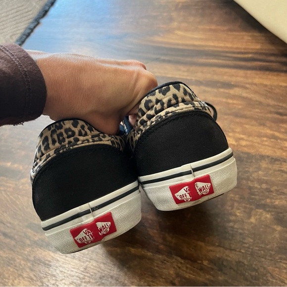 Women's Vans Ultracush Leopard Cheetah Spot Size 8.5 - Picture 4 of 4